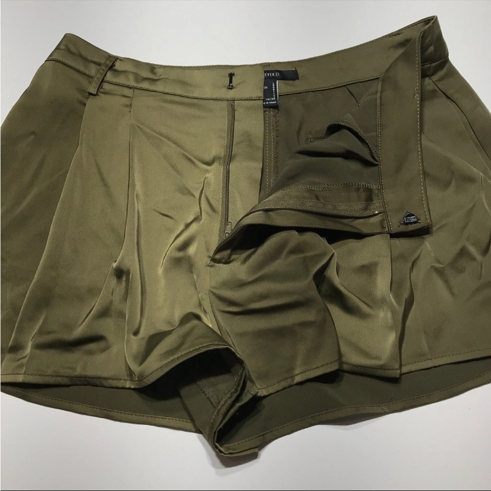 Olive Green Pleated Satin Women's Shorts